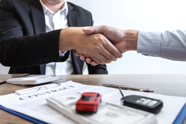 Modelo de mandato para la compra de automóvil